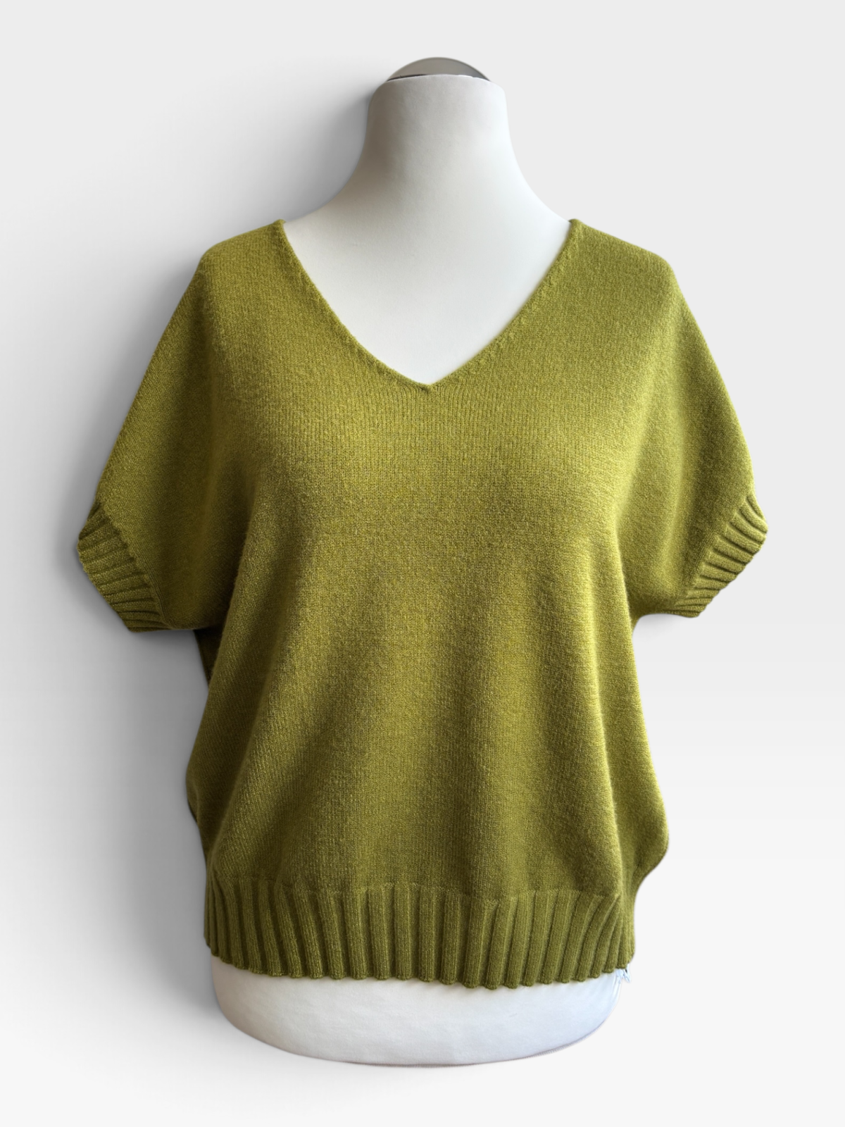 Jolie Kurzarmpullover &ndash; weicher Feinstrick mit V-Ausschnitt